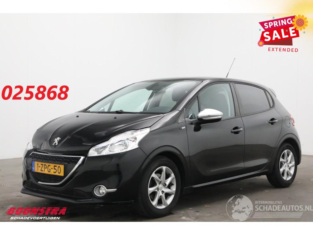 Peugeot 208 1.2 PT Aut. Style Pack Navi Clima Cruise PDC 58.047 km!
