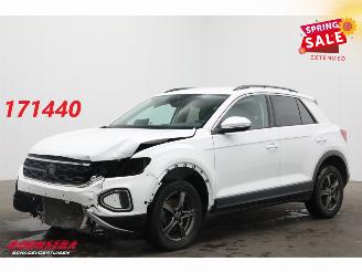 skadebil auto Volkswagen T-Roc 1.5 TSI DSG Life Edition LED ACC Virtual Navi Clima SHZ PDC 2024/10