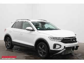 Volkswagen T-Roc 1.5 TSI DSG Life Edition LED ACC Virtual Navi Clima SHZ PDC picture 2