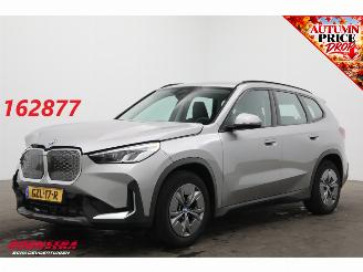 skadebil auto BMW iX1 xDrive30 67 kWh LED ACC Apple/Android Camera SHZ 2025/1