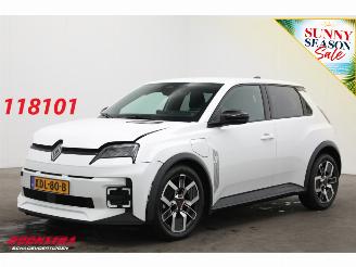 Damaged car Renault 5 comfort range Techno 52 kWh LED ACC Apple/Android Camera 225 km!! 2026/3