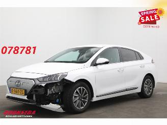 Damaged car Hyundai Ioniq Comfort EV 38 kWh ACC Apple/Android Camera SHZ 2021/4