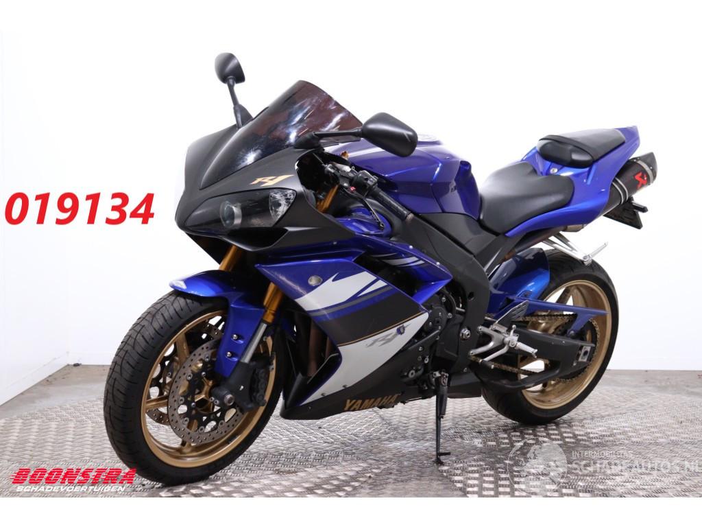 Yamaha YZF-R1 Akrapovic
