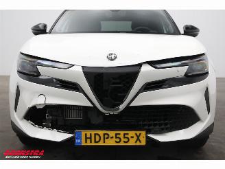 Alfa Romeo Junior 1.2 Turbo Hybrid Ibrida Speciale Navi Clima Cruise Camera SHZ PDC picture 10