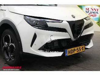 Alfa Romeo Junior 1.2 Turbo Hybrid Ibrida Speciale Navi Clima Cruise Camera SHZ PDC picture 9