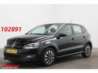 damaged passenger cars Volkswagen Polo 1.4 TDI BlueMotion 5-DRS Navi Airco Cruise 2014/8