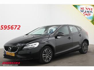škoda osobní automobily Volvo V-40 1.5 T2 Aut. Momentum LED Navi Clima Cruise SHZ PDC 2019/6