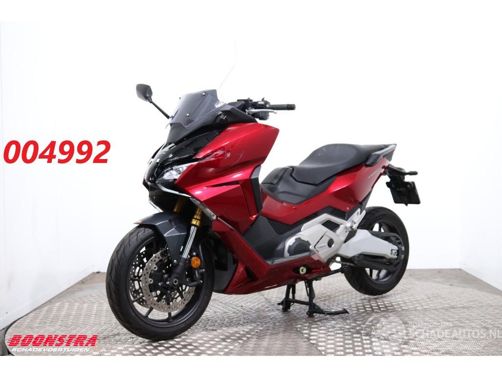 Honda  Forza 750 ABS DCT 9.215 km!