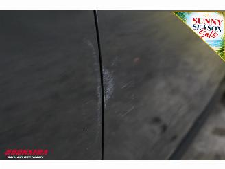 Peugeot 208 1.2 PureTech Aut. Première Pano Navi Clima Cruise Camera 29.828 km! picture 14