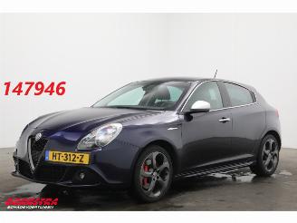 skadebil auto Alfa Romeo Giulietta 1.4 T Aut. Bluetooth Clima Cruise PDC 2012/2