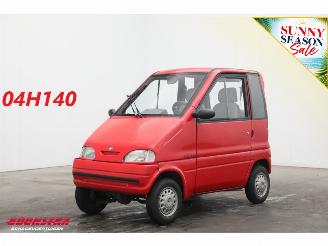 dañado coche sin carnet Canta  LX 200 BY 2013 2013