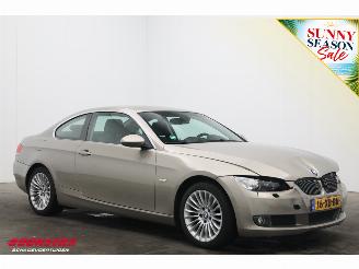 BMW 3-serie Coupe 325i Aut. High Executive Org.NL + NAP Memory Xenon Navi PDC picture 2