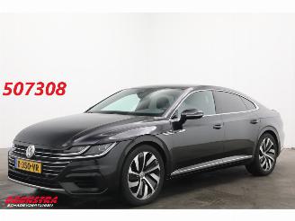 krockskadad bil auto Volkswagen Arteon 2.0 TSI 280 PK 4Motion R-Line LED ACC ErgoComf. SHZ Camera 2017/10