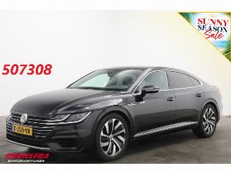 krockskadad bil auto Volkswagen Arteon 2.0 TSI 280 PK 4Motion R-Line LED ACC ErgoComf. SHZ Camera 2017/10