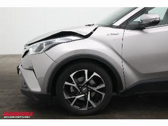 Toyota C-HR 1.8 Hybrid Dynamic Navi Clima Cruise Camera SHZ AHK picture 11