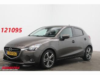 Vaurioauto  passenger cars Mazda 2 1.5 Skyactiv-G TS Bluetooth Airco Cruise SHZ 2015/9