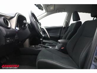 Toyota Rav-4 2.0 Style 4WD Aut. Navi Clima Cruise AHK picture 16