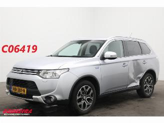 škoda osobní automobily Mitsubishi Outlander 2.0 PHEV Executive Edition X-Line Navi Clima Cruise Camera AHK 2015/10