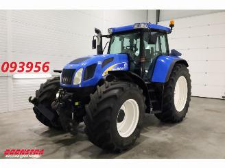 skadebil machine New Holland  TVT 190 BY 2005 6.000 Uur 2005/6