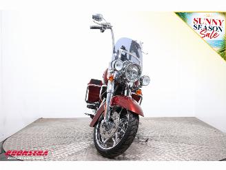 Harley-Davidson  FLHRSE5 CVO Road King picture 6