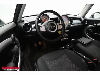 Mini Clubman 1.6 Cooper Airco picture 10