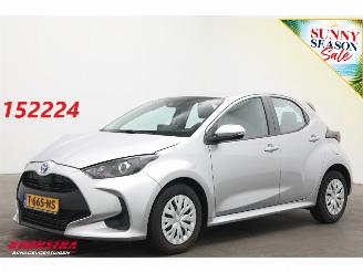 Unfallwagen Toyota Yaris 1.5 Hybrid Active ACC Clima Camera 2023/7