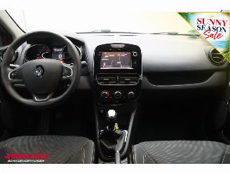 Renault Clio Estate 1.5 dCi Ecoleader Zen Navi Bluetooth Airco Cruise PDC AHK picture 6