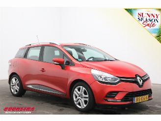 Renault Clio Estate 1.5 dCi Ecoleader Zen Navi Bluetooth Airco Cruise PDC AHK picture 2
