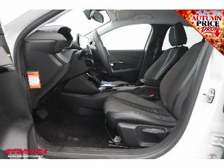 Peugeot 208 1.2 PureTech Aut. Allure Apple/Android Cruise PDC picture 15
