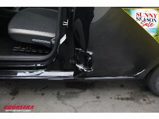 Volkswagen Up! 1.0 high up! 5-Drs Clima Navi Cruise LMV 17.491 km! picture 7