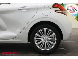 Peugeot 208 1.2 PT. 110 Signature Clima PDC Mirrorlink Camera 93.920 km! picture 7