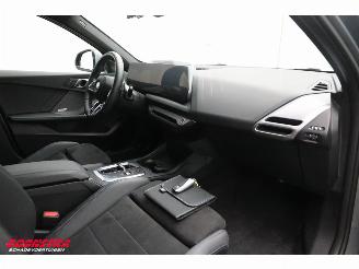 BMW 1-serie 120i Aut. M-Sport LED ACC Virtual Camera SHZ picture 10