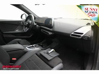 BMW 1-serie 120i Aut. M-Sport LED ACC Virtual Camera SHZ picture 10
