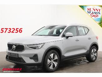 krockskadad bil auto Volvo XC40 2.0 B3 Core Leder LED Apple/Android Camera SHZ LRHZ 9.998 km! 2025/3