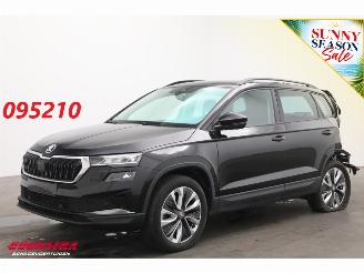 Schadeauto Skoda Karoq 2.0 TDI DSG Style 4x4 ACC Navi Clima Apple/Android Camera 75.278 km! 2024/5