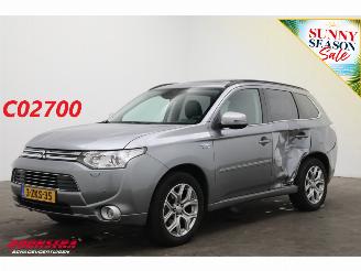 uszkodzony samochody osobowe Mitsubishi Outlander 2.0 PHEV Instyle+ 4X4 ACC Schuifdak Leder Camera SHZ 183.069 km! 2015/3