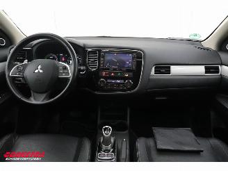 Mitsubishi Outlander 2.0 PHEV Instyle+ 4X4 ACC Schuifdak Leder Camera SHZ 183.069 km! picture 11