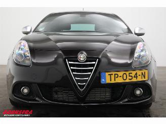Alfa Romeo Giulietta 2.0 JTDm Aut. Exclusive Leder Clima Cruise picture 5
