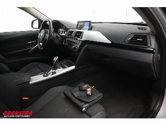 BMW 3-serie Touring 320d Aut. Sport-Line BiXenon Navi Clima Cruise Camera SHZ PDC picture 11