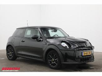 Mini Cooper SE Camden Go Edition 33 kWh LED Leder Cruise Camera SHZ picture 2