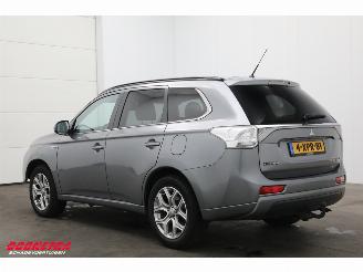 Mitsubishi Outlander 2.0 PHEV 4WD Executive Edition Navi Clima Cruise Camera AHK picture 4