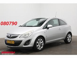 skadebil auto Opel Corsa 1.4-16V Anniversary Edition 3-drs Airco Navi Bluetooth PDC 2012/8