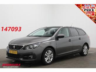 skadebil auto Peugeot 308 SW 1.2 PureTech Active Pano Navi Cruise Clima Apple/Android PDC 2018/5