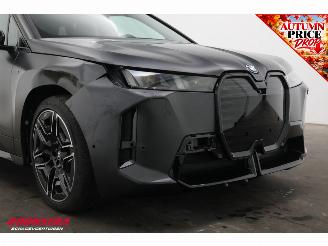 BMW iX xDrive M70 112 kWh HUD Clima Cruise Navi SHZ LrHZ Leder Memory H/K PDC picture 6
