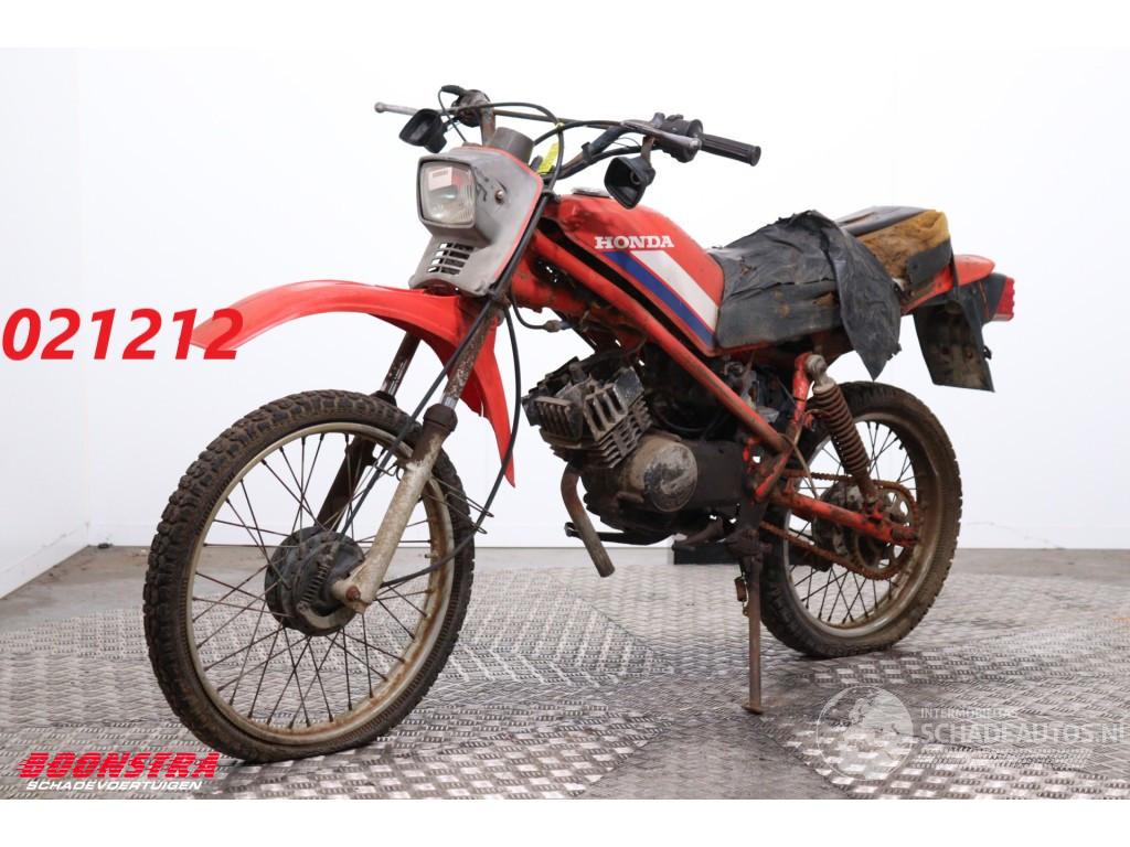 Honda MT5