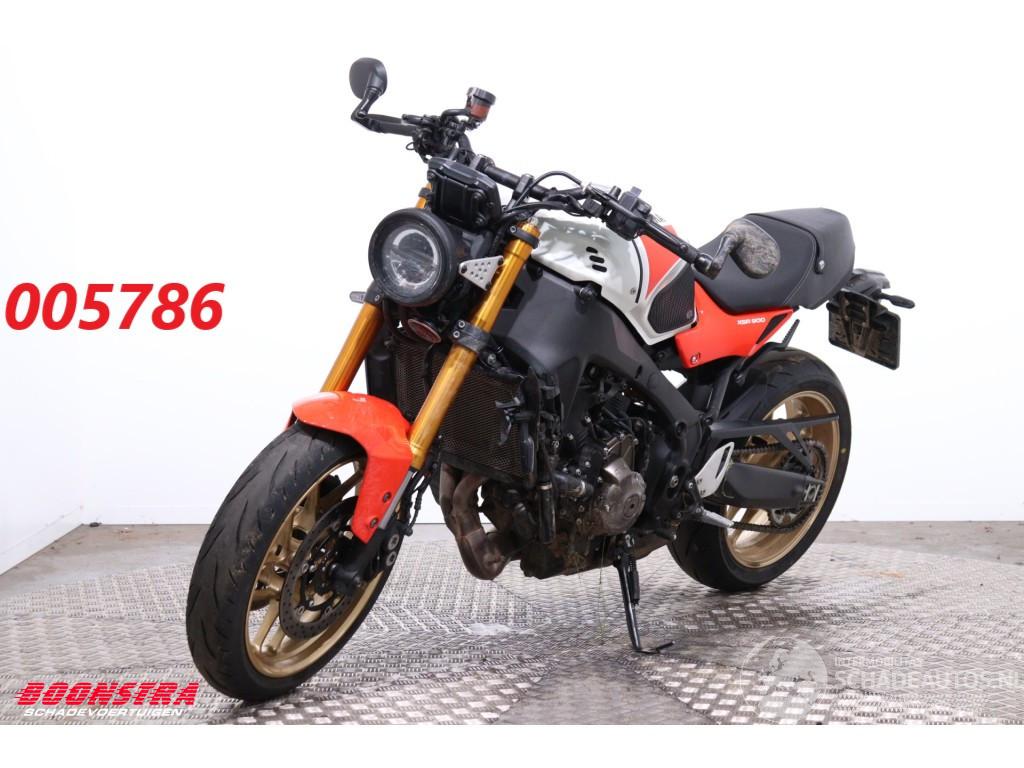 Yamaha XSR900 ABS LED Cruise Quickshift Heizgriffe