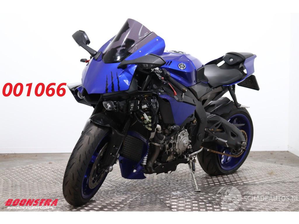 Yamaha R1 ABS LED Arrow
