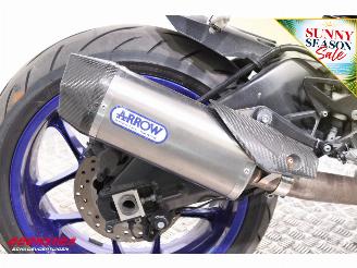 Yamaha  R1 ABS LED Arrow picture 16