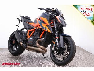 KTM  1290 SuperDuke R ABS Remus Cruise Heizgriffe SHZ picture 2