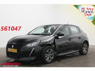 krockskadad bil auto Peugeot e-208 EV Active Pack 50 kWh Cruise Clima Apple/Android SHZ PDC 2023/7